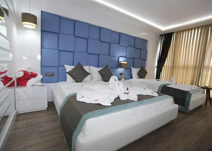 Antalya hotels near Muradiye Camii